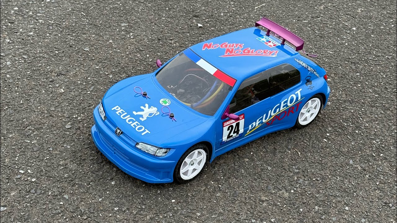 BT-01 PEUGEOT 306 MAXI 制作動画 - YouTube