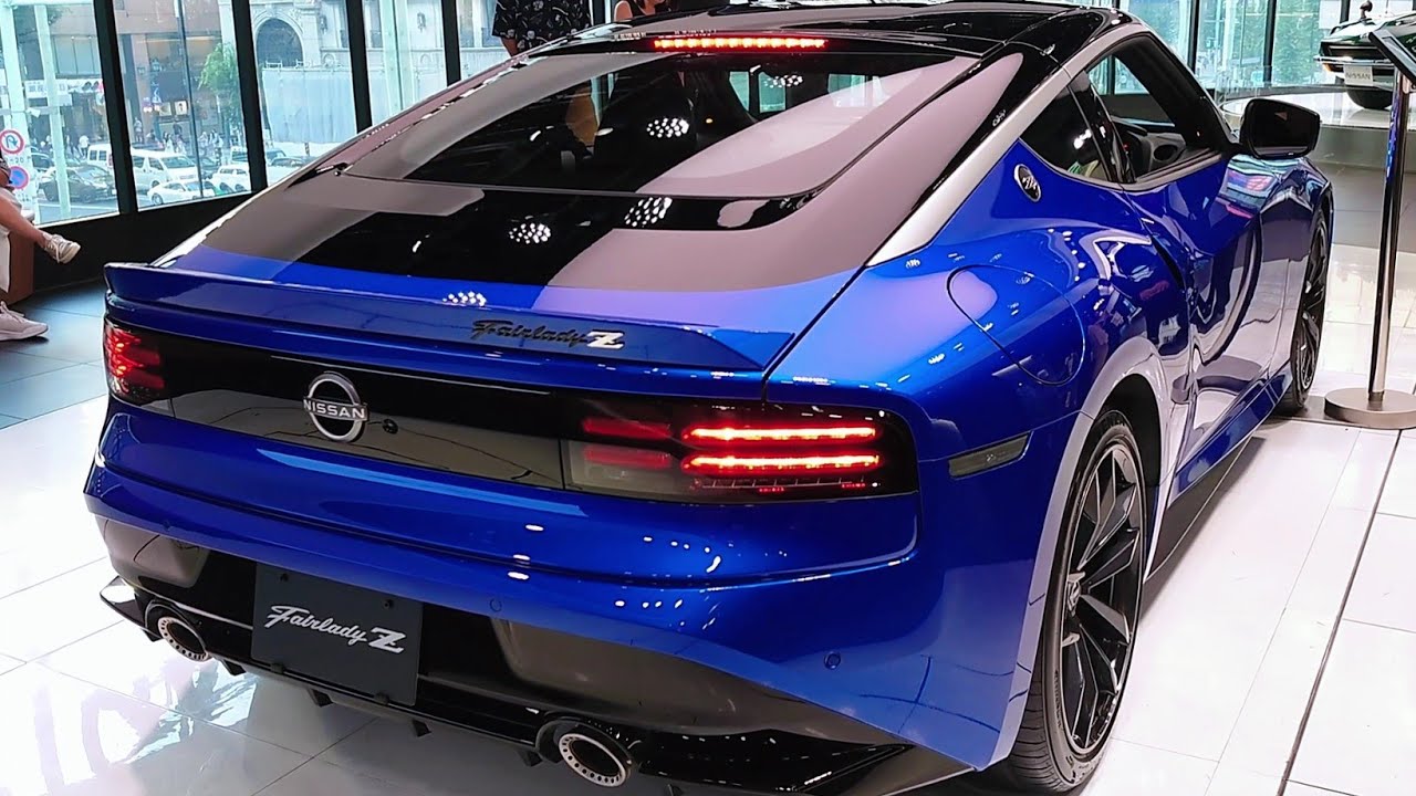 日産フェアレディZ Version ST【歴代最強のZ 最高出力405PS 3L V型6