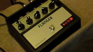 試奏動画】ADA Flanger リイシュー フランジャー - YouTube