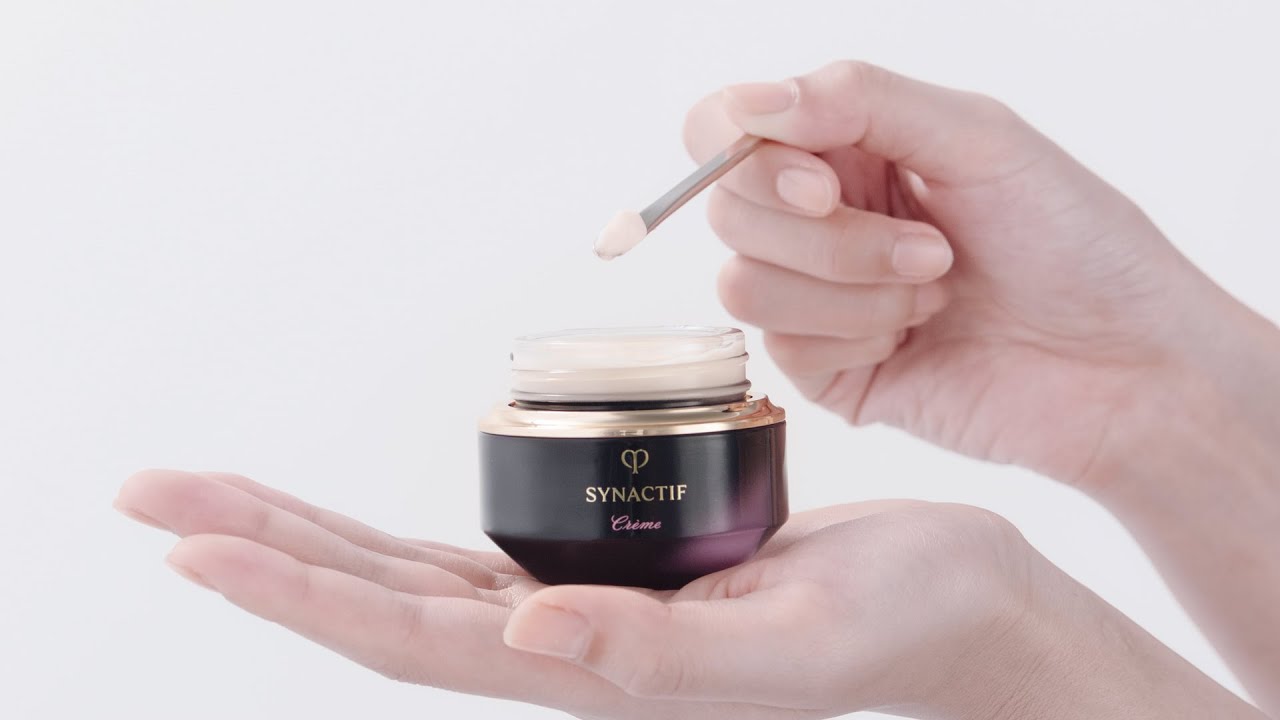 クレームnの使い方 | クレ・ド・ポー ボーテ - YouTube