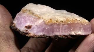 鉱物のアフガニスタン産ピンク・アラゴナイトをご紹介する∥鉱物通販の