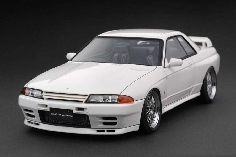 IG0089 1/18 Nismo R32 GT-R S-tune Crystal White | LINE UP