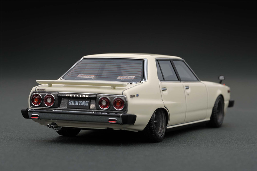 IG0320 1/43 Nissan Skyline 2000 GT-EL (C210) White | LINE UP