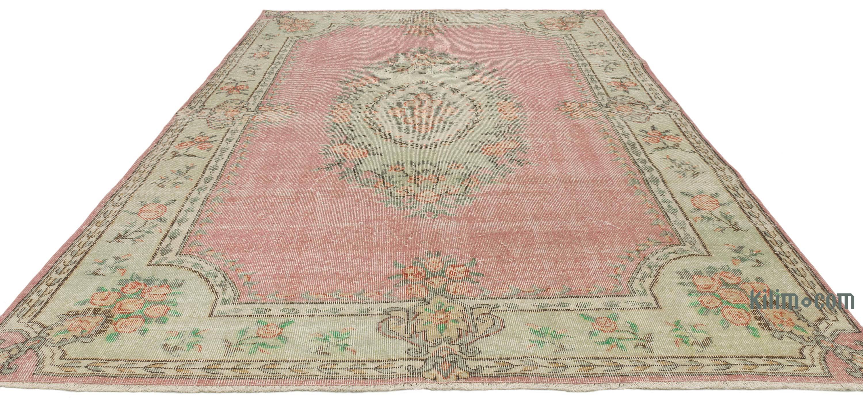 Vintage Turkish Hand-Knotted Rug - 6' 9