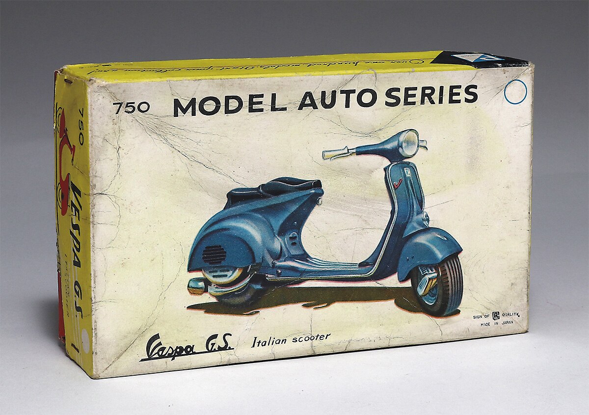 BCバンダイ ベスパ GS 水色