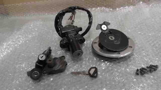 ウェビックガレージセール | ZZR400 ZX400N-020xxx の キーセット ON