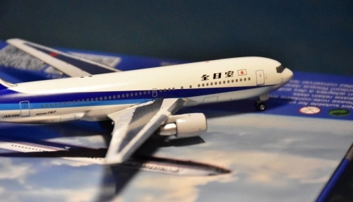 AeroClassics 1:400 Boeing 767-200 ANA 全日空AC419492 JA8488 图片和