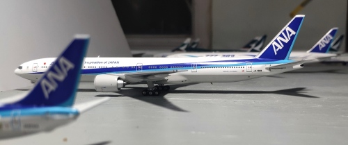 Phoenix 1:400 Boeing 777-300ER ANA 全日空PH04327 JA798A 图片和二手