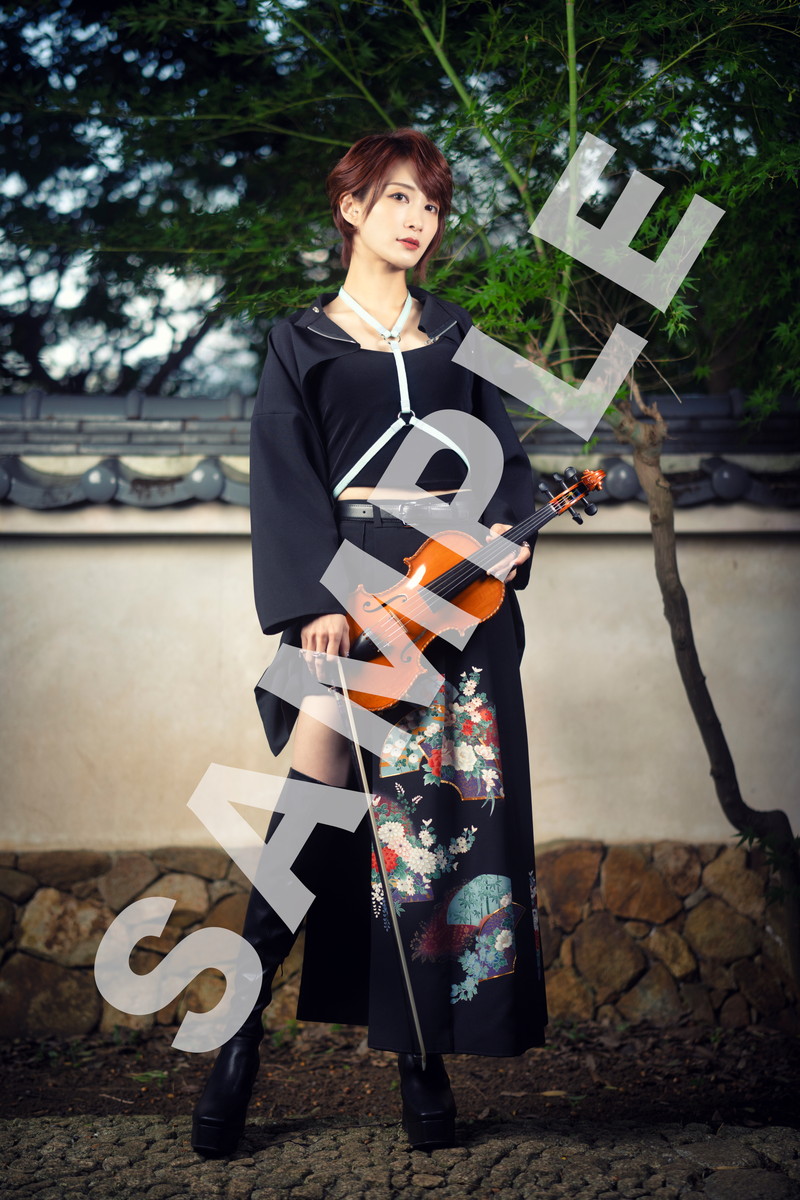 Ayasa、2025年カレンダー発売＆お渡し会開催 - News - OTOTOY