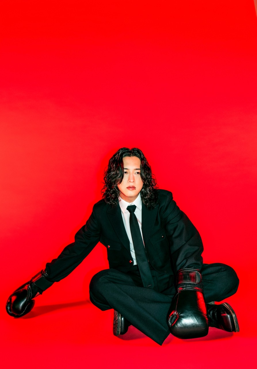 キタニタツヤ、自主企画〈Hugs Vol.6〉開催&新AL『DEKAI』『PURE』2枚