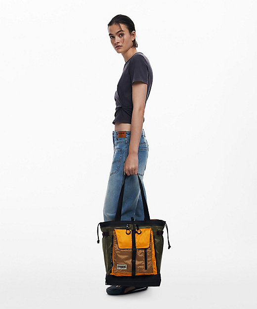 大型ナイロントートリュックサック 25WAKY09 | Desigual