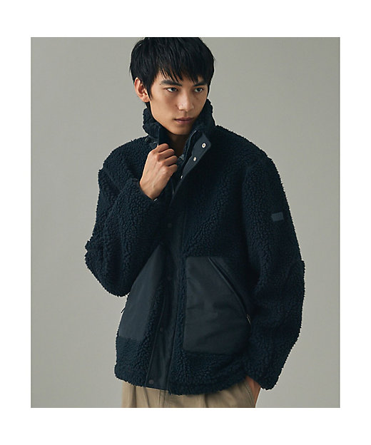 パッチポケット 異素材切り替え スタンドカラーボアフリースブルゾン