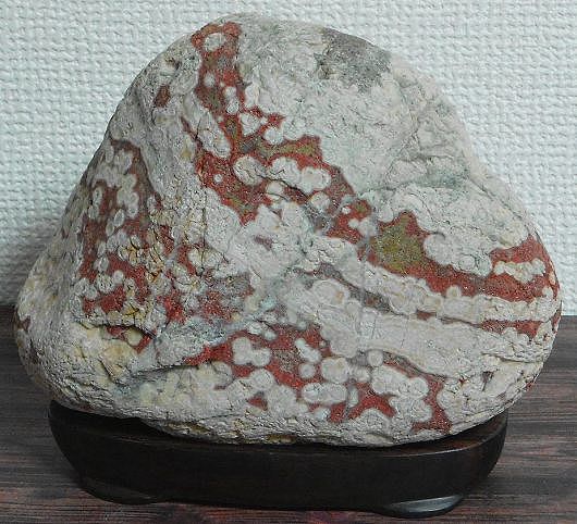 緋山酔恭「山水石美術館」 全国の水石・美石を紹介 土岐石