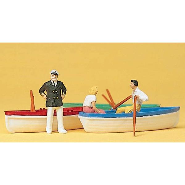 ボート乗り場の人々 手漕ぎボート3艇付き ：プライザー 塗装済完成品