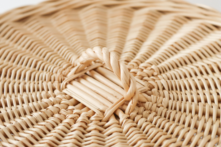 ラトビア ラウンドバスケット