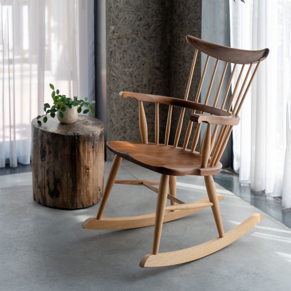 Takayama Wood Works COMB BACKロッキングチェア W556A/K – 柏木工株式
