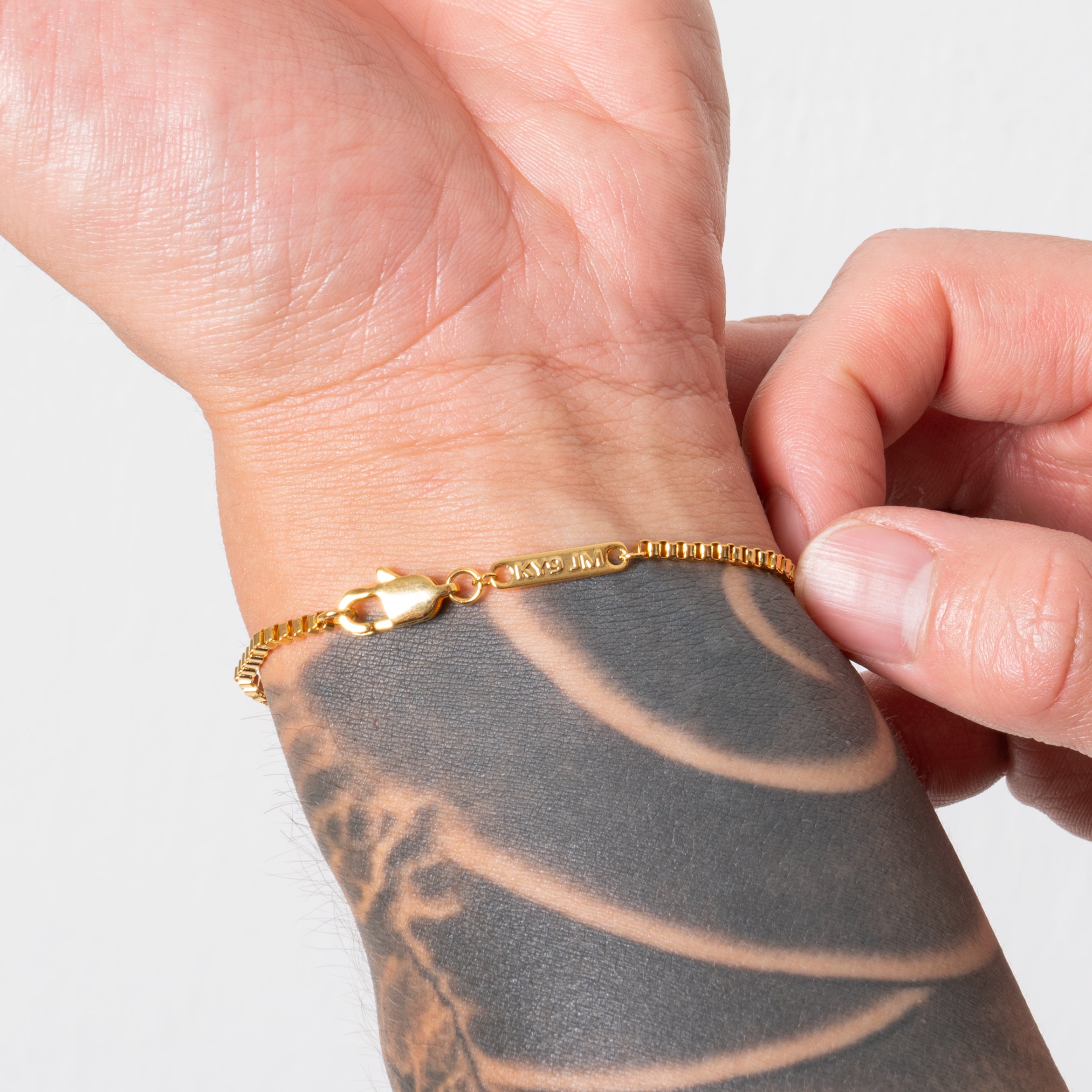 Box Chain Bracelet 2mm (Gold) – KY9 JM