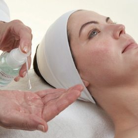 アンストレス｜クリスティーナフェイシャルエステ｜神戸三宮のエステ