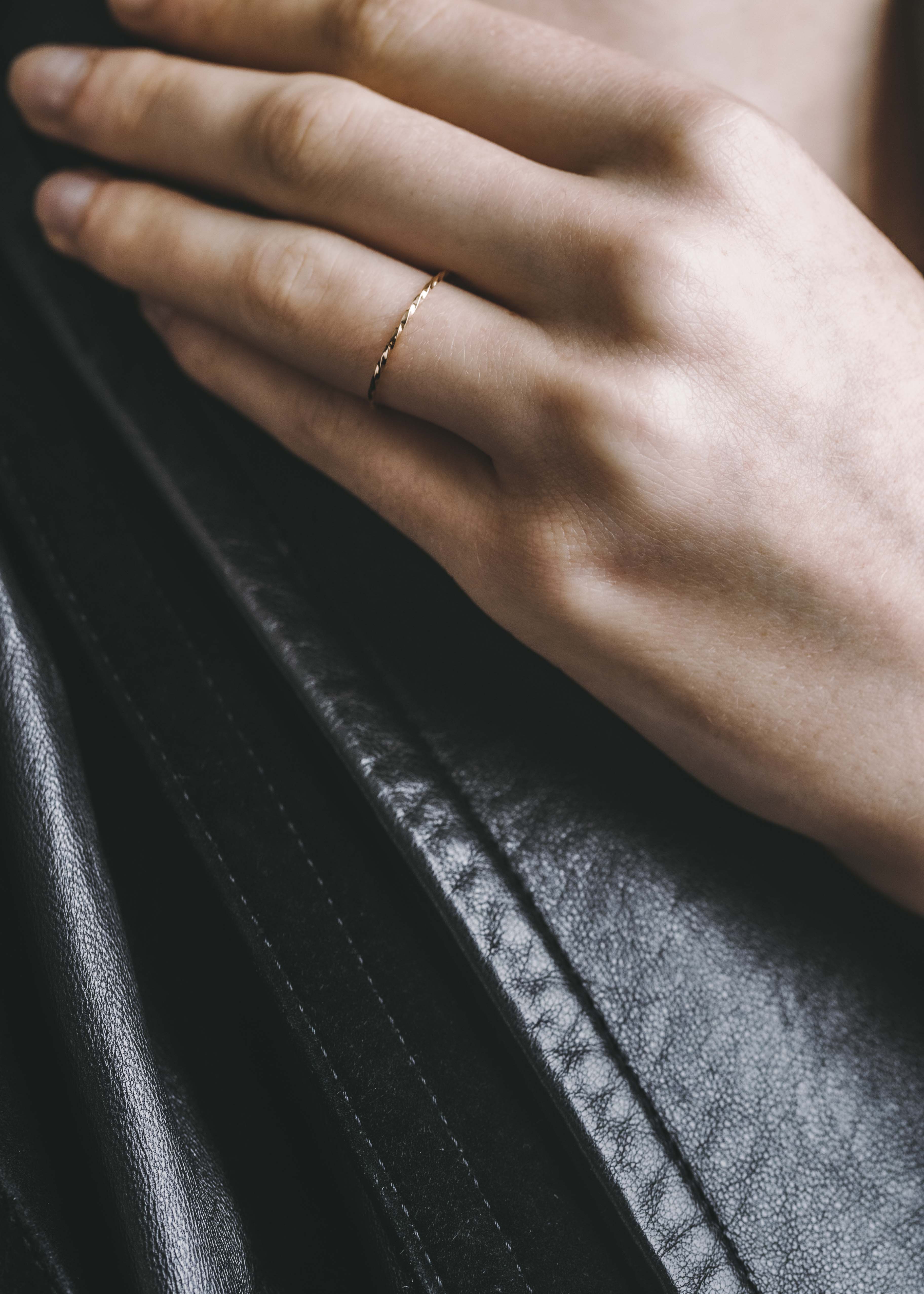 twist ring – les bon bon Online store