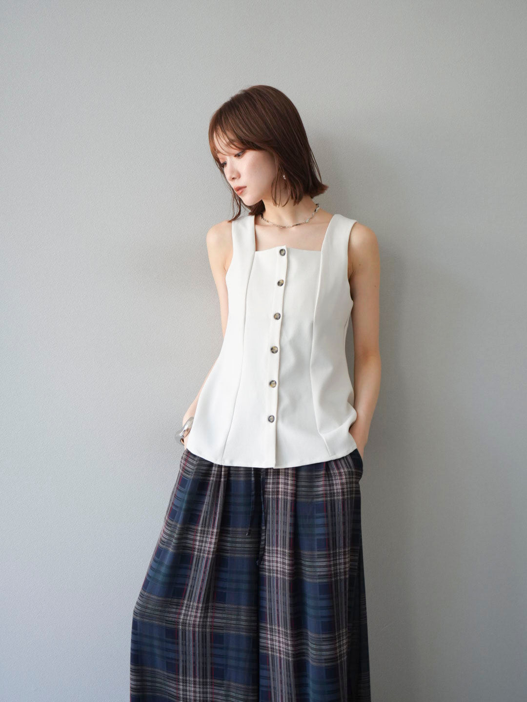 予約]ペプラムベスト/アイボリー – Lumier