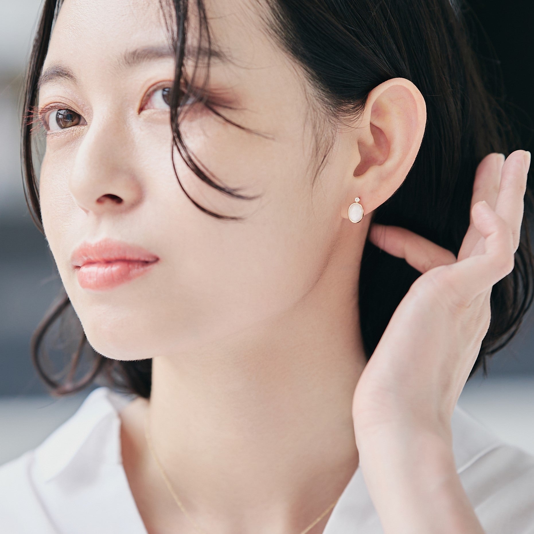 K10 ホワイトアゲート × ホワイトトパーズ スタッドピアス - me