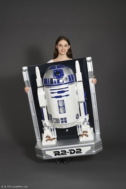 R2-D2がしゃべる等身大フィギュアに！レイア姫のセリフも内蔵 : 映画