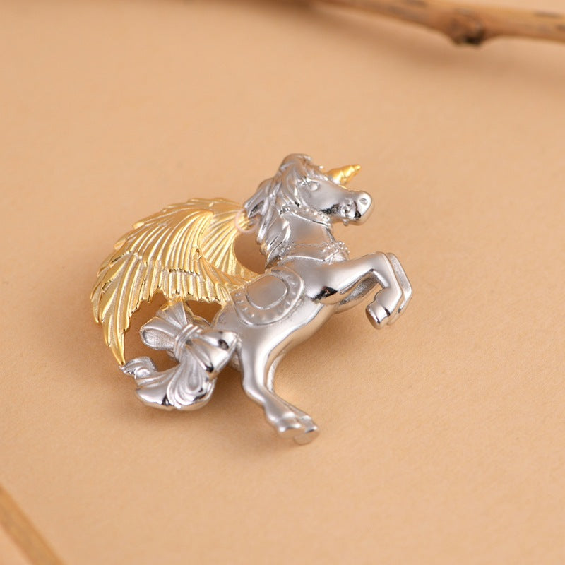 SILVER UNICORN PENDANT（シルバーユニコーンペンダント）｜【公式