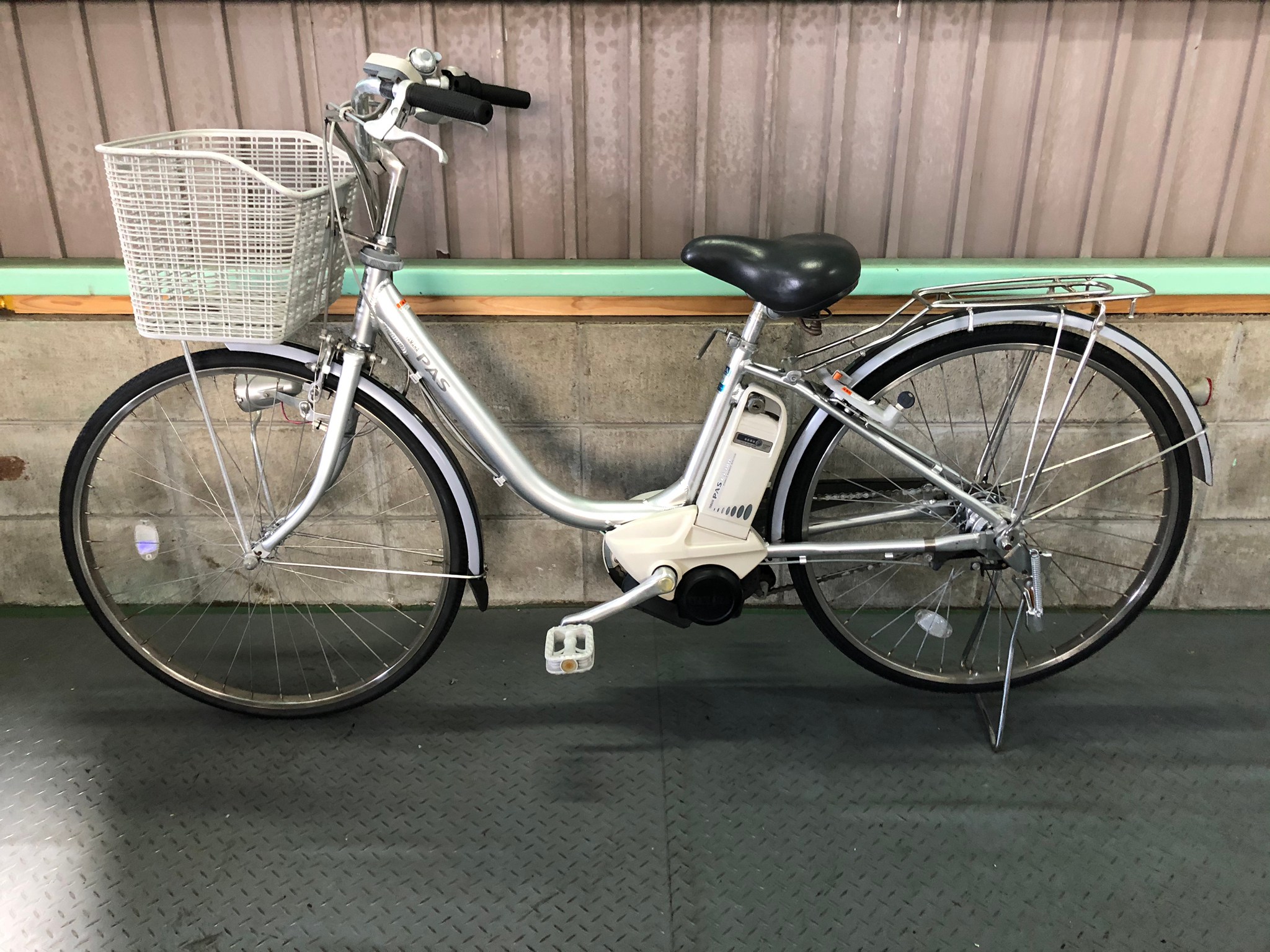 SOLD OUT】電動自転車 ヤマハ PAS リチウム 4Ah シルバー ライト