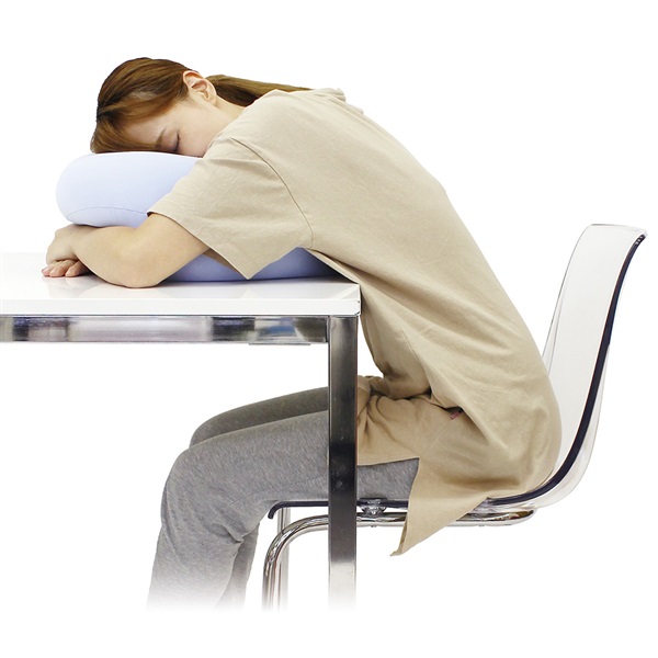 雲にさわる夢クッション 本体｜MOGU（モグ） 本店