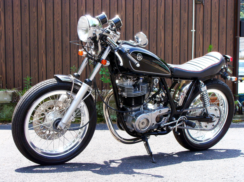 Chuck Box／YAMAHA SR400／No.129【再掲載】 | モトタイムズ MOTO TIMES