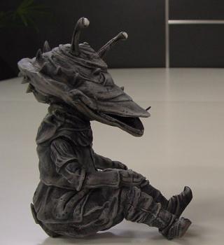 ミュージアム 大怪獣シリーズ ウルトラQ編 「カネゴンの繭（モノクロ版）」