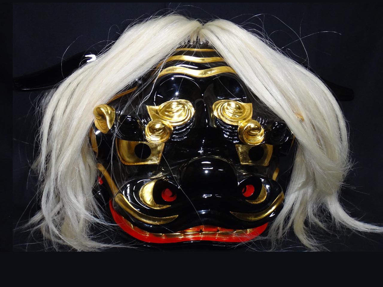 織り額】金箔に織 額付き 滝に唐獅子 織り額】金箔に織 額付き 滝に