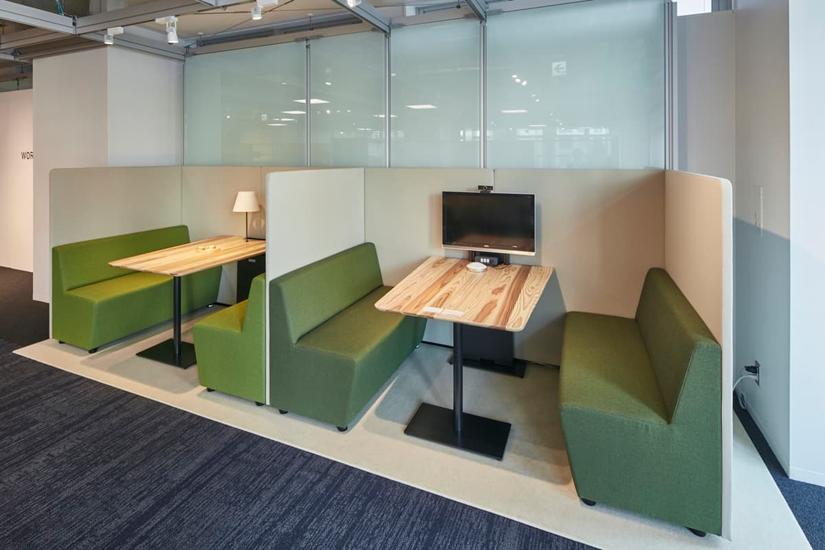 ミーティングに最適なソファシリーズ BAKE（ベイク） - オフィス分野