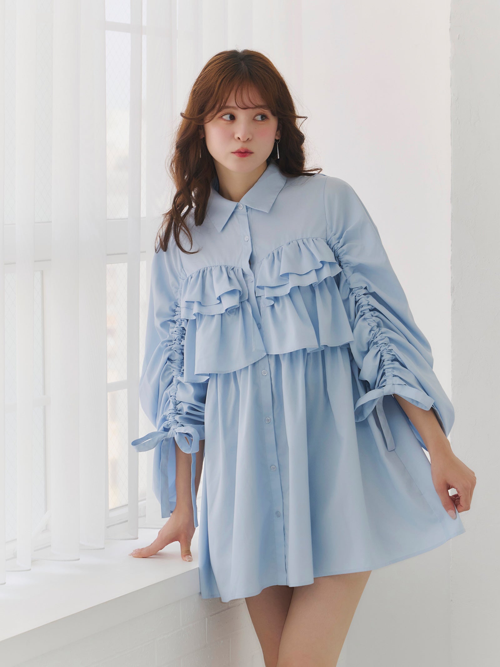 ボリュームドロストフリルブラウス