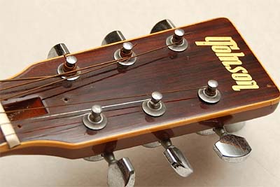 Tomson D-38（木曾鈴木バイオリン製）