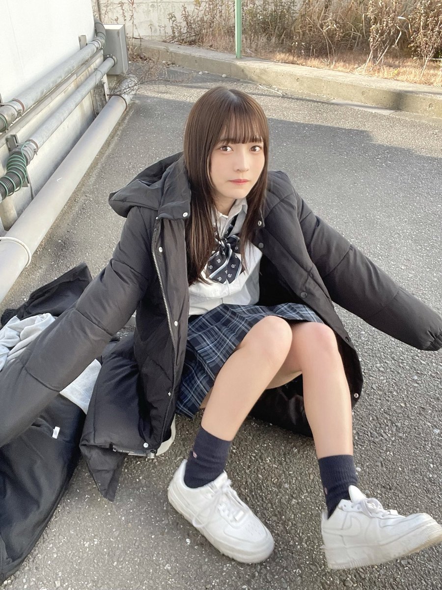 制服 サインチェキ発売中です♡♡ 現役ラストチェキ！！！ 絶対ゲット