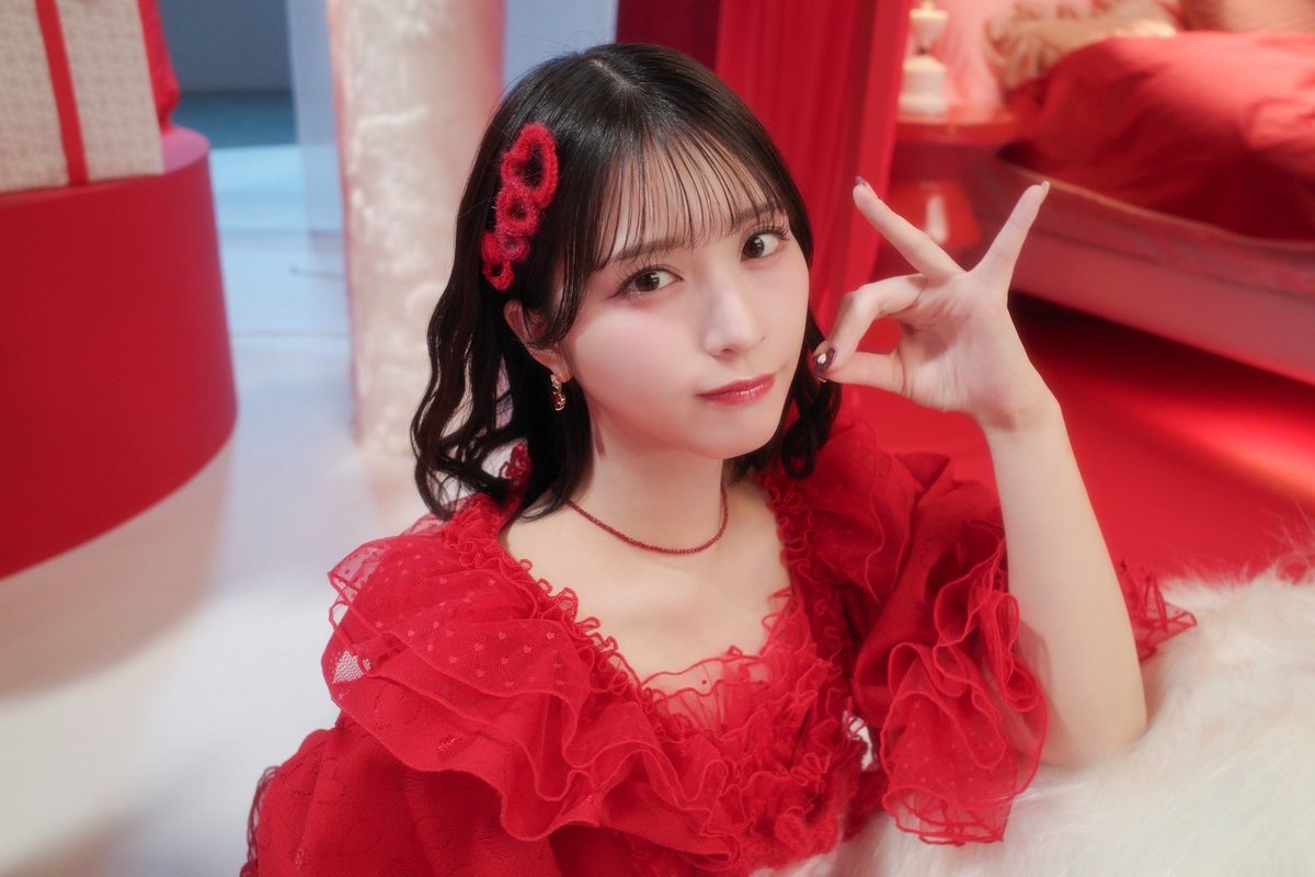 LOVE18枚目シングル 「とくべチュ、して／恋人以上、好き未満」 本日