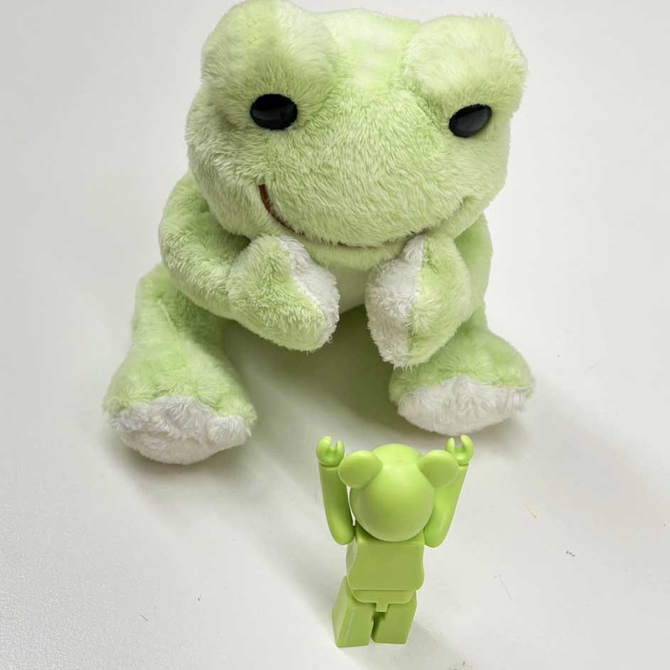 メディコム・トイよりピクルスのベアブリックが登場します