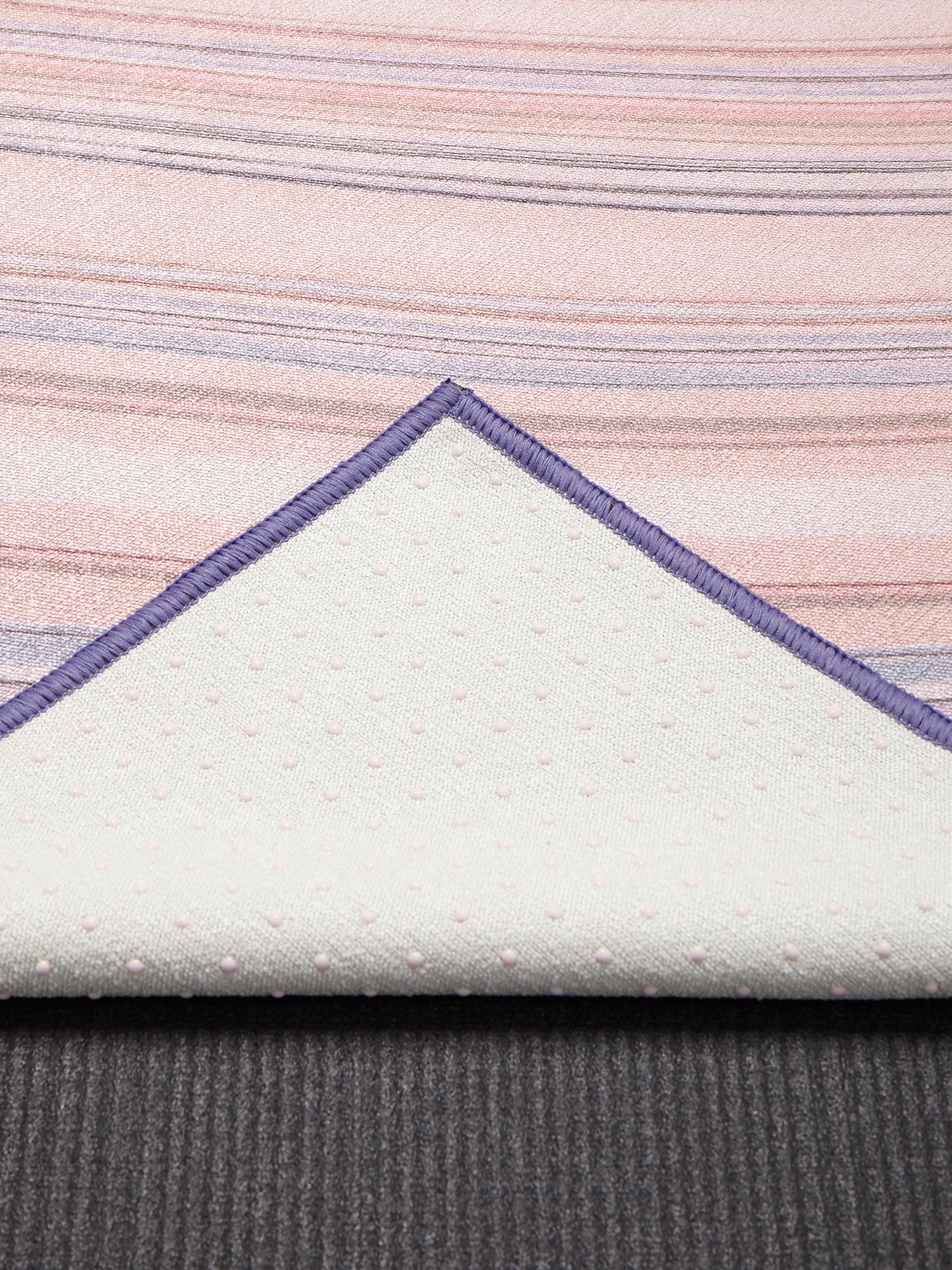 マンドゥカ ヨギトース スキッドレス ヨガラグ／Manduka YOGITOES r