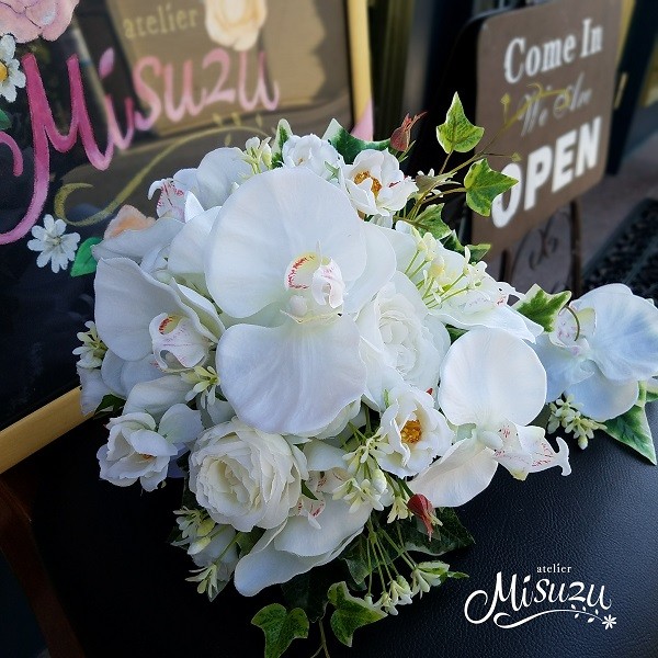 胡蝶蘭ラウンドブーケセット ホワイト 上質 海外挙式 ブライダル : 花