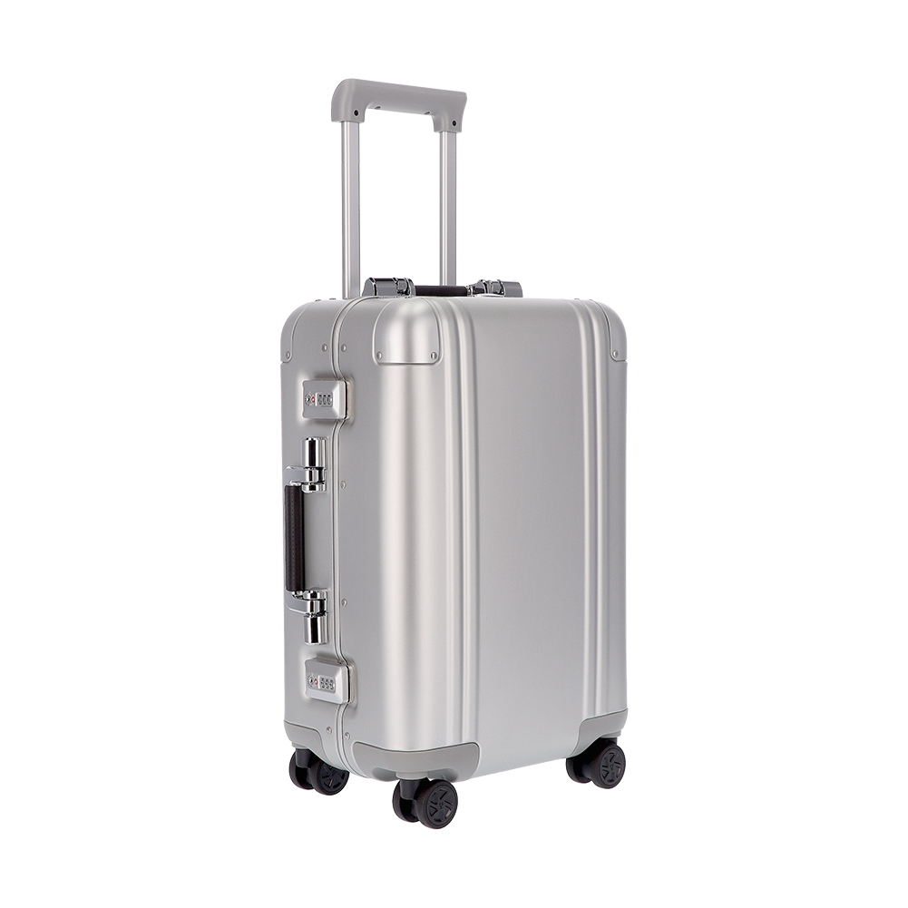 ZERO HALLIBURTON（ゼロハリバートン） 月初限定ポイントUP 【並行輸入