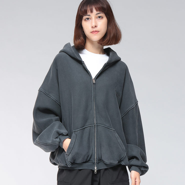 alexanderwang（アレキサンダー・ワン） バックロゴプリント ジップ