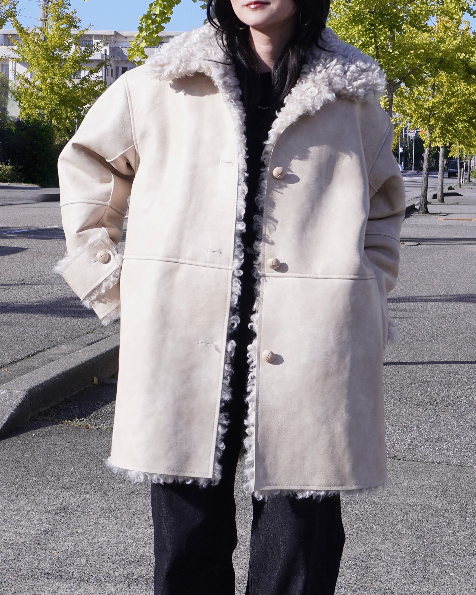 THINK FUR - Vintage Like Fake Mouton Reversible Coat (クリーム