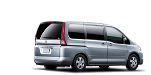 セレナのタイヤサイズ [DBA-CC25] 2WD・CVT・ハイウェイスター V