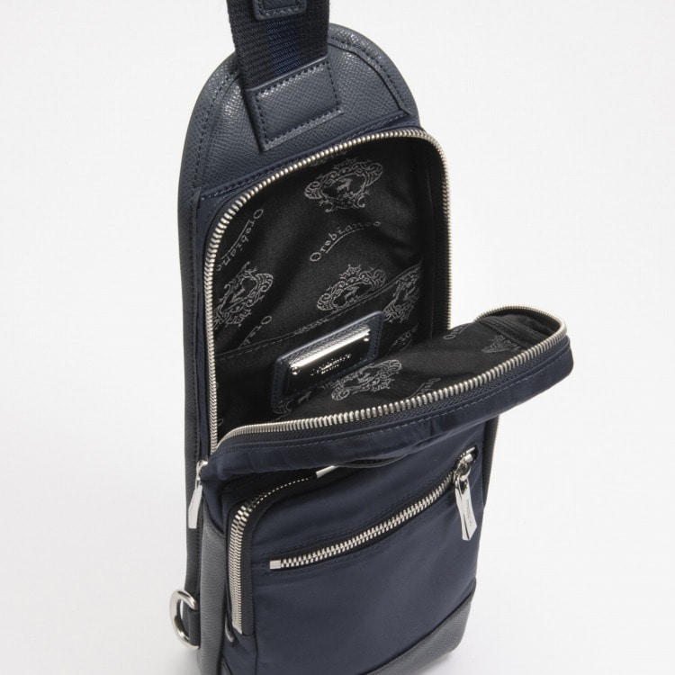 Orobianco／オロビアンコ ソロペルテ ボディバッグ 3L 550g 92956(01