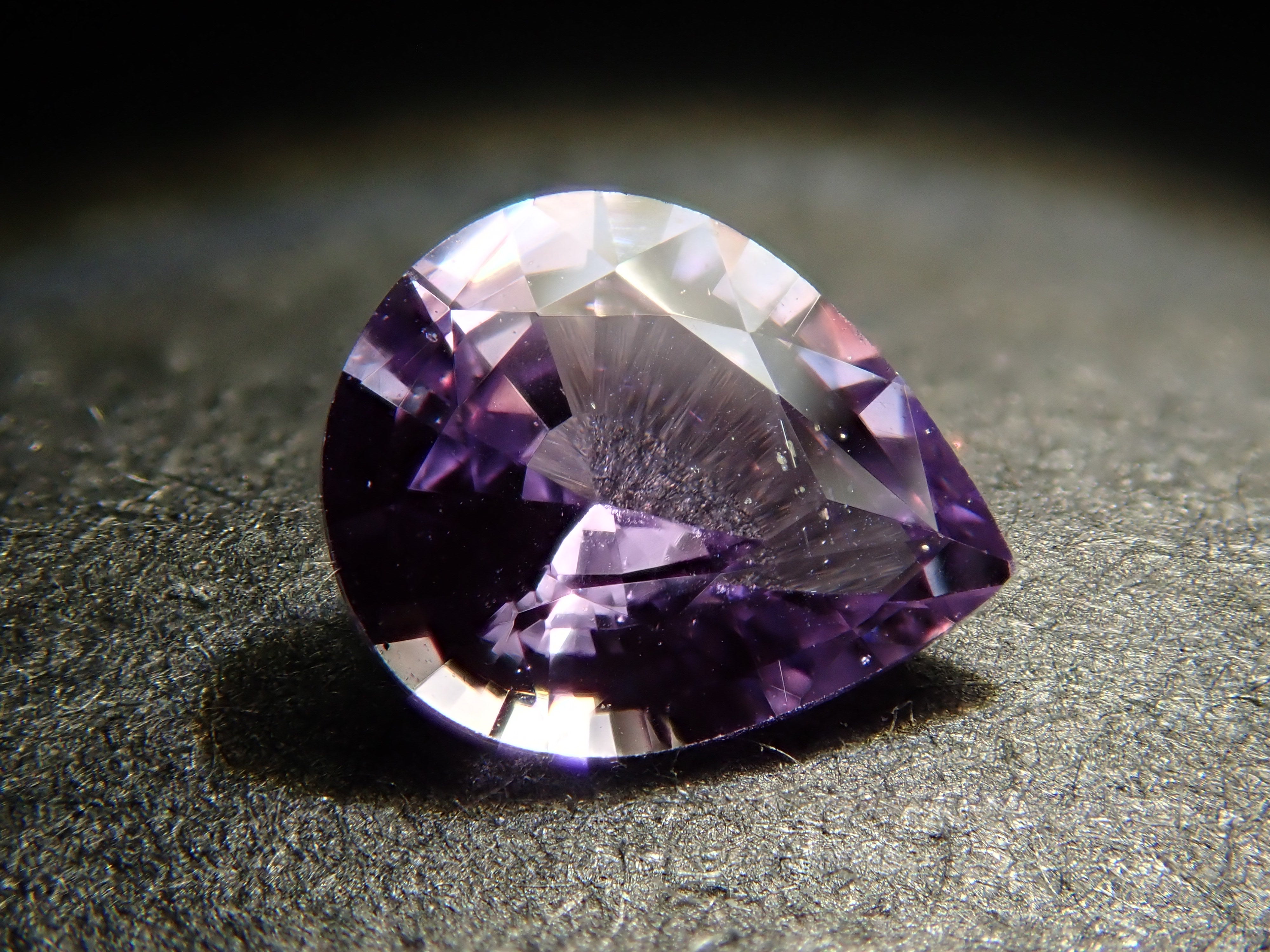 パープルサファイア 0.429ctルース