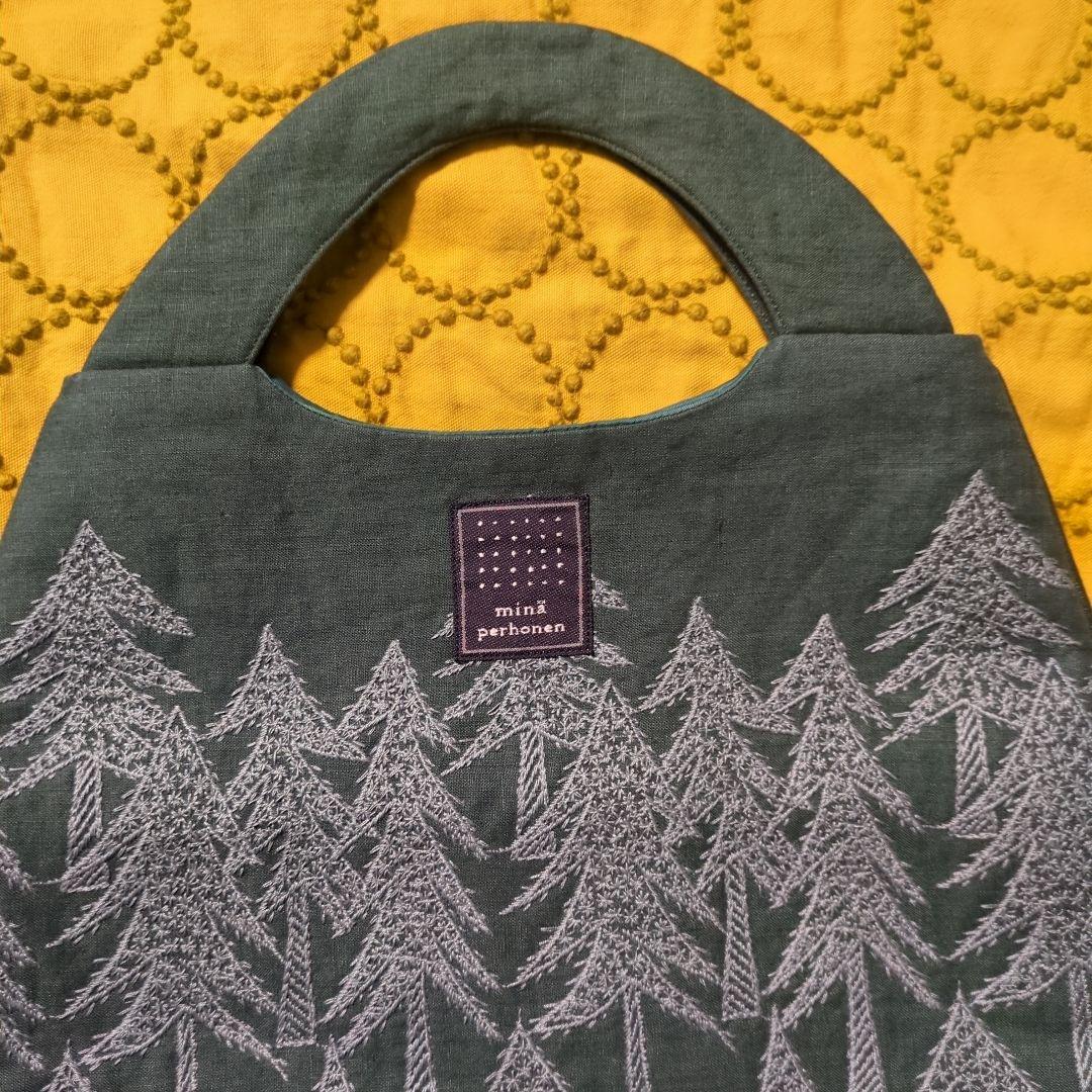 ミナペルホネン エッグバッグ land theater ミナペルホネン land theater ランドシアター エッグバッグ 森 木 刺繍