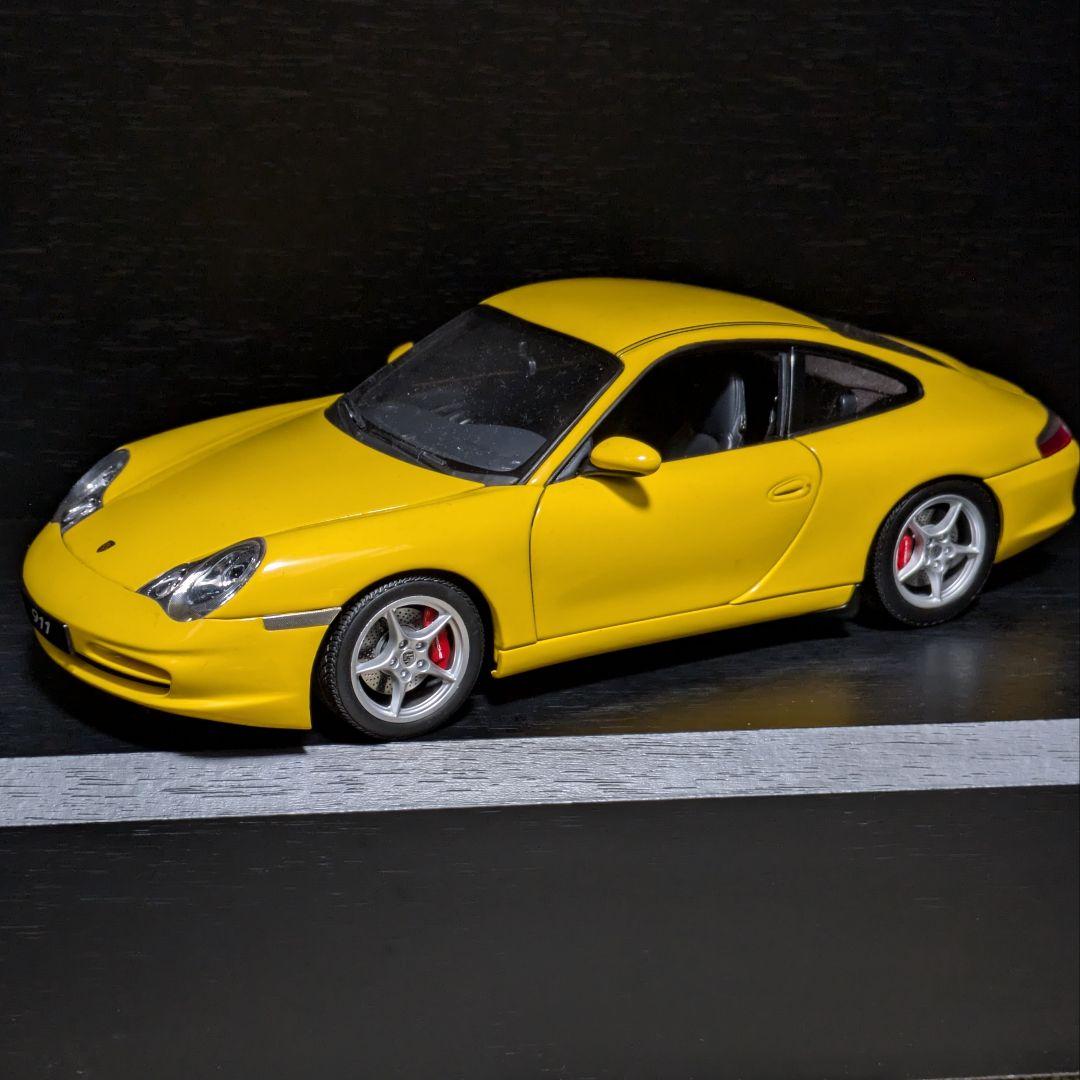 AUTOart　ポルシェ　911 996 1/18 ジャンク　後期
