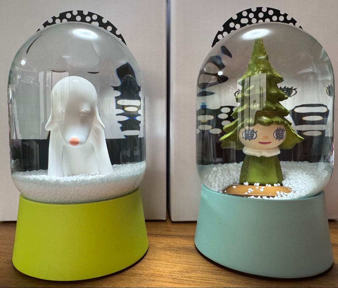 奈良美智・あおもり犬・森の子・青森県立美術館・スノードーム２個