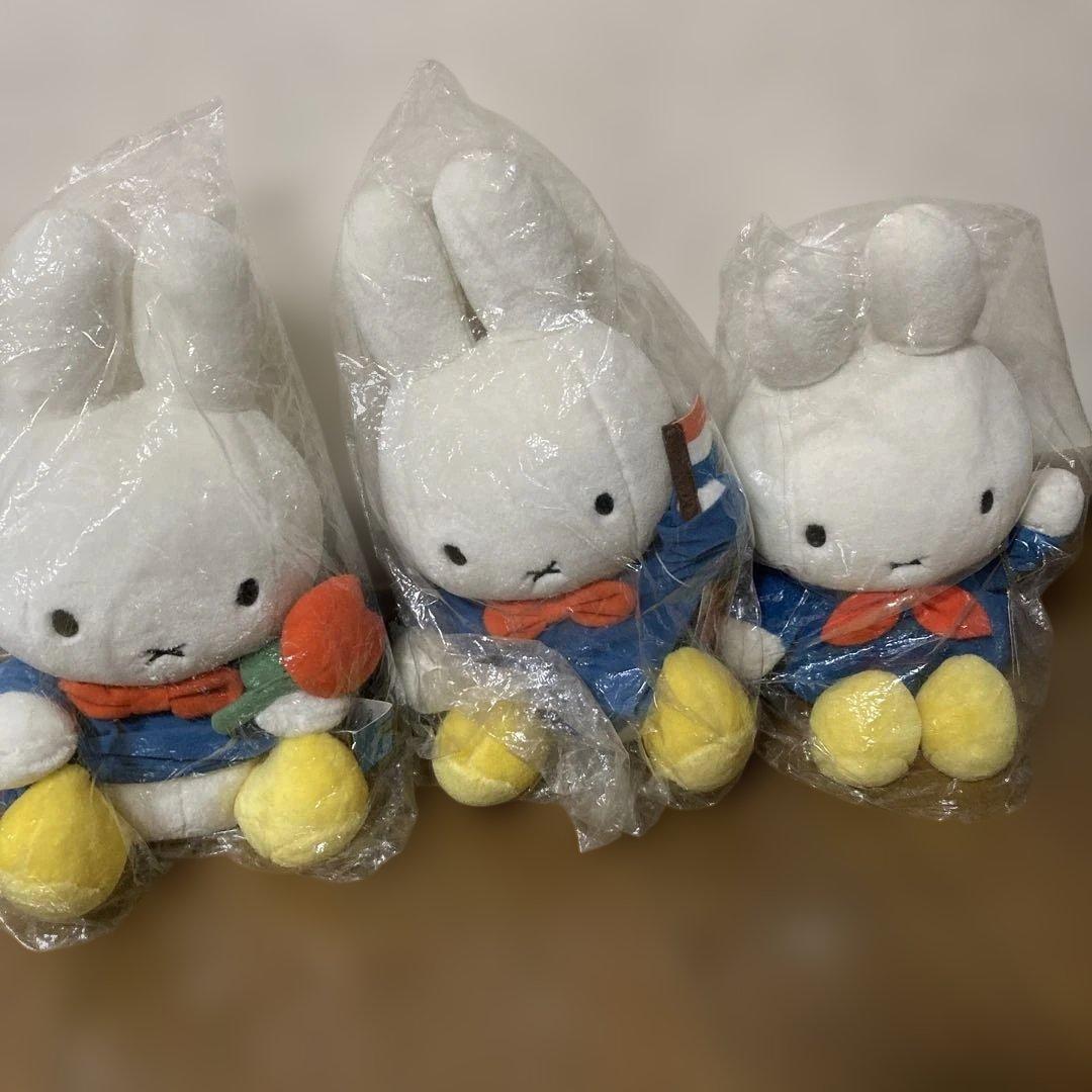 ミッフィー　ぬいぐるみ　ハウステンボス　Mサイズ